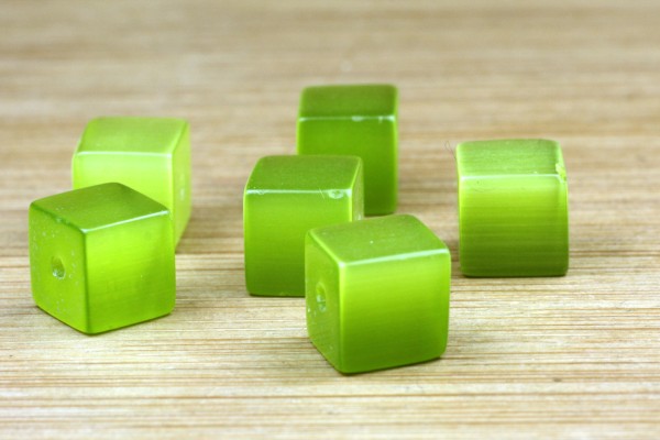 Cateye Würfel, Hellgrün, 8x8mm