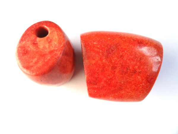 Koralle, Trapez, poliert, 26x28x22mm - 35x29x24mm