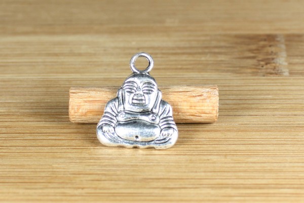 Anhänger, sitzender Buddha, Silberfarben, 20x17mm