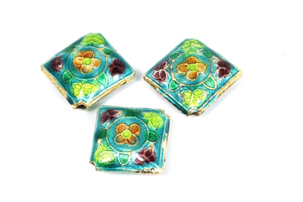 Cloisonneperlen, Quadrat, Türkis mit Muster, diagonal gebohrt, 15x15x6mm