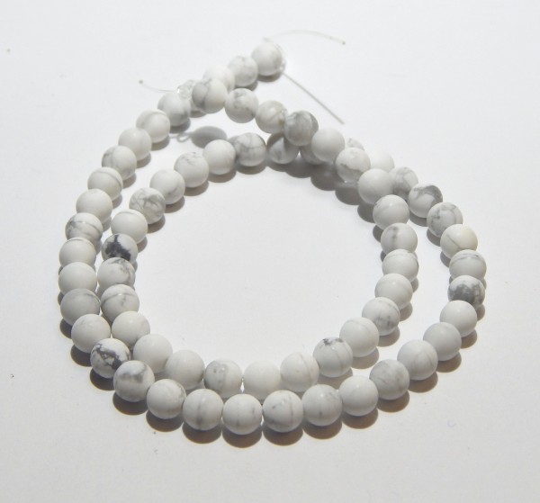 Howlith Perlen, matt, 6mm