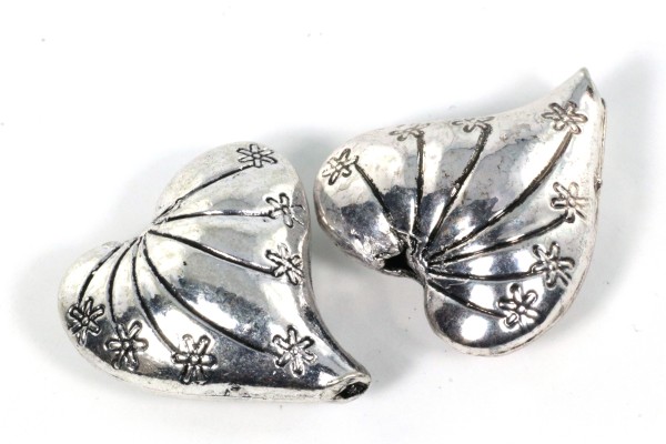 Metallperle, Herz, verziert, Antik Silberfarben, 26x24mm