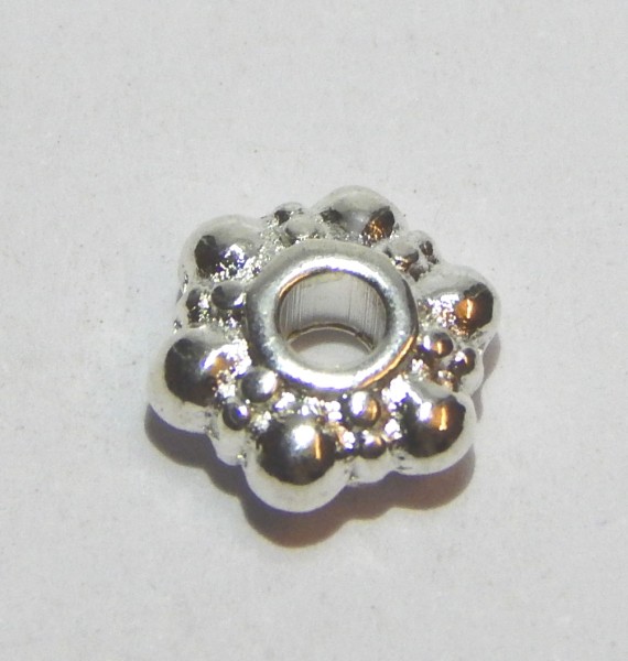 Metallperlen, Rondelle mit Kordel, Silberfarben, 7x3mm