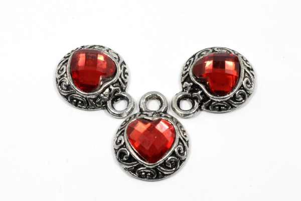 Anhänger, Herz mit facettiertem roten Glasstein, Antik Silberfarben, 16mm
