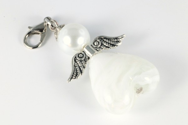 Perlenengel Herz Weiß – zarter Herzensengel mit Perlen & Herzmotiv